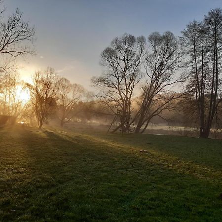 Bed & Breakfast Vallee De L'Ourthe Marcourt ภายนอก รูปภาพ