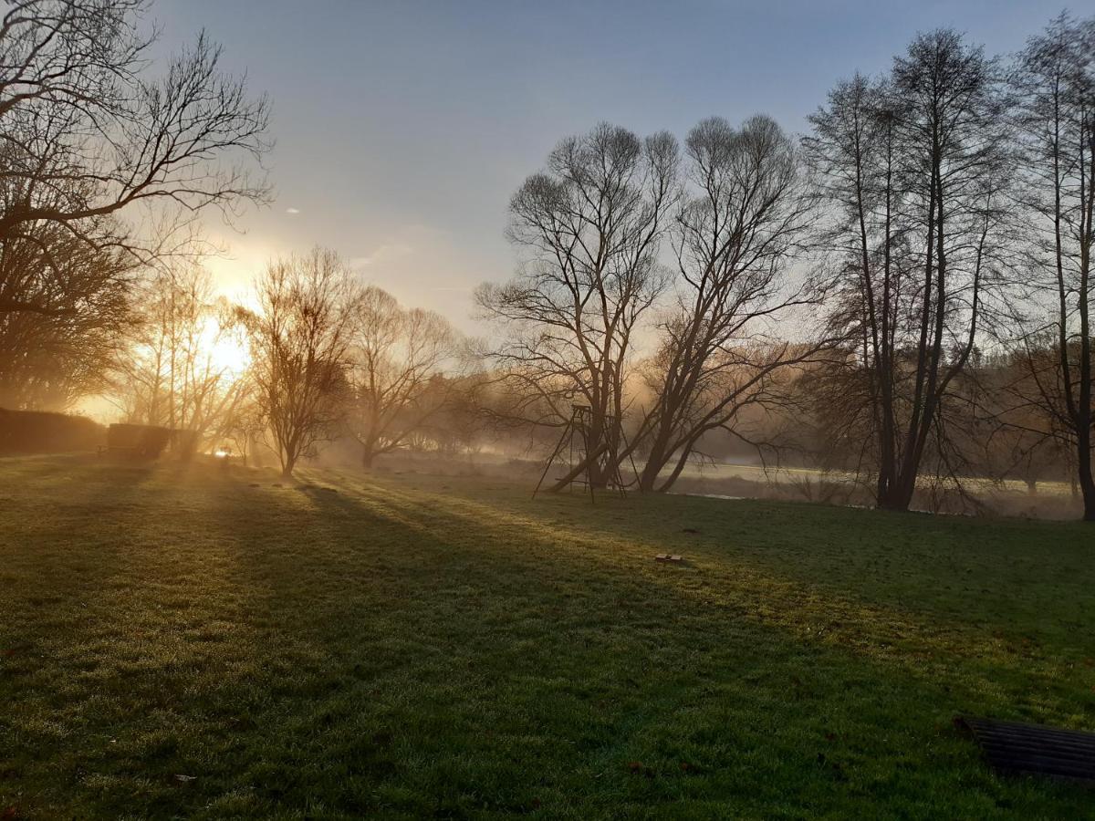 Bed & Breakfast Vallee De L'Ourthe Marcourt ภายนอก รูปภาพ