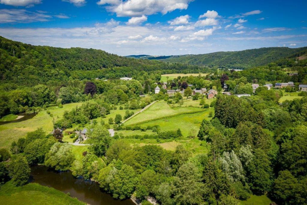 Bed & Breakfast Vallee De L'Ourthe Marcourt ภายนอก รูปภาพ